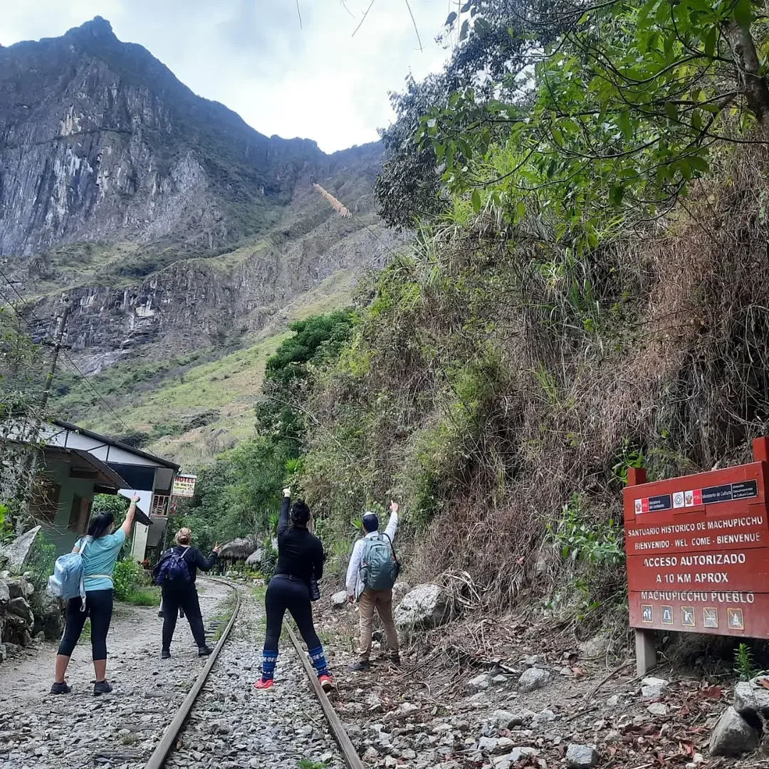 machu picchu tour by car